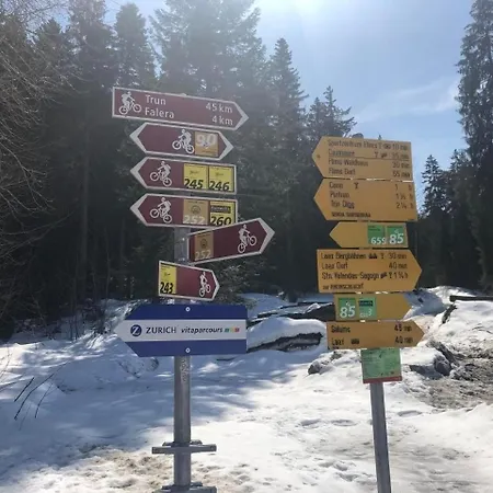1 12 Zi Whg Mit Hallenbad, Aussen- Pool, Tennisplatz Und Sauna Apartment *