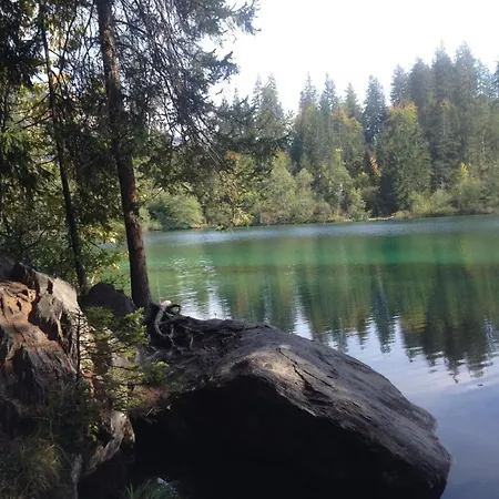 1 12 Zi Whg Mit Hallenbad, Aussen- Pool, Tennisplatz Und Sauna *
