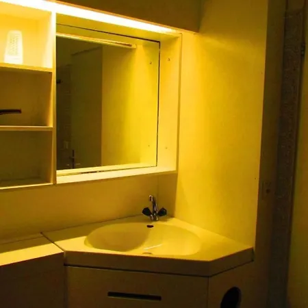 아파트 1 12 Zi Whg Mit Hallenbad, Aussen- Pool, Tennisplatz Und Sauna *